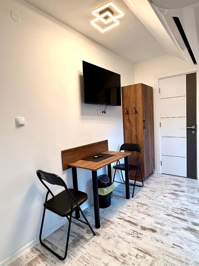 Kuriozum Vendeghaz Hotel Szeged Bagian luar foto